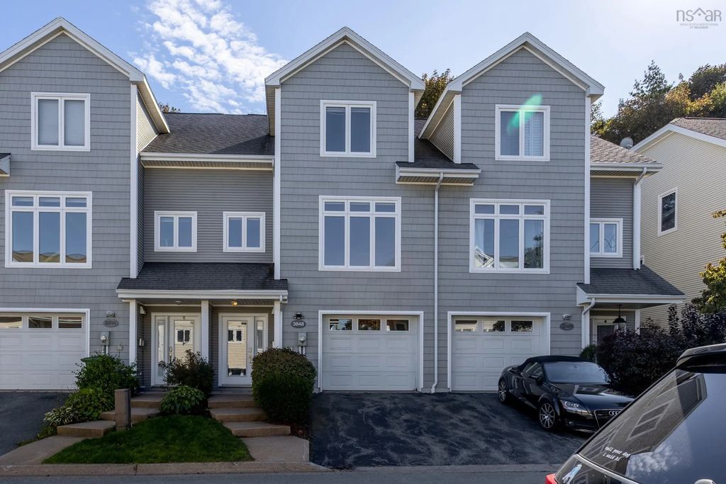 3848 Mont Blanc Terrace, Halifax Peninsula