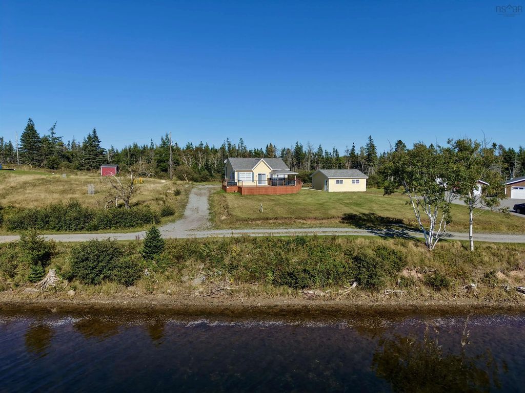 153 Burkes Rd., French Cove