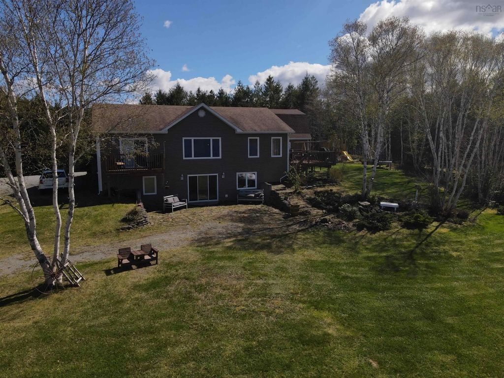448 Grand Mira South Rd Road, Juniper Mountain