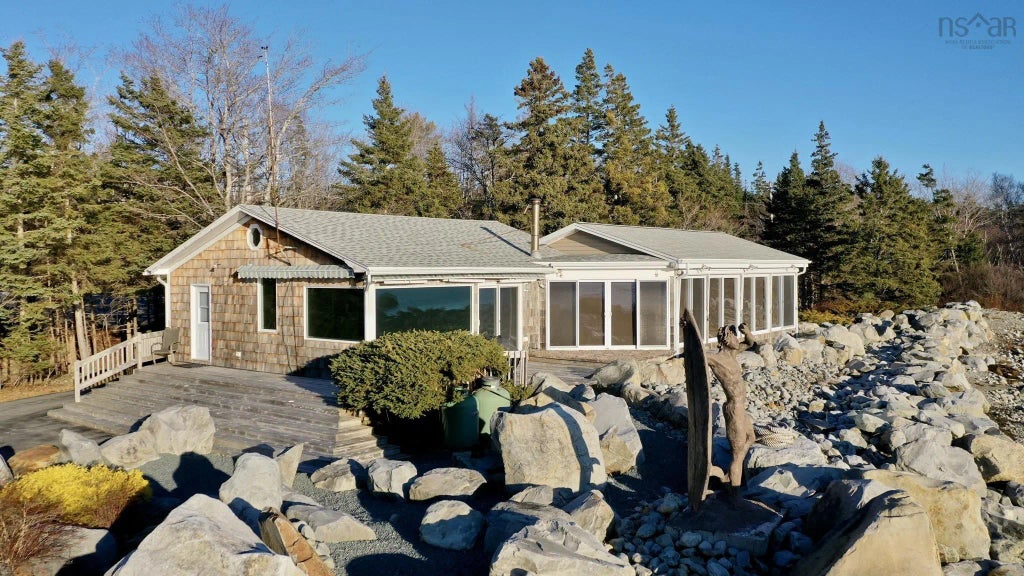 7343 Highway 3, Summerville Centre