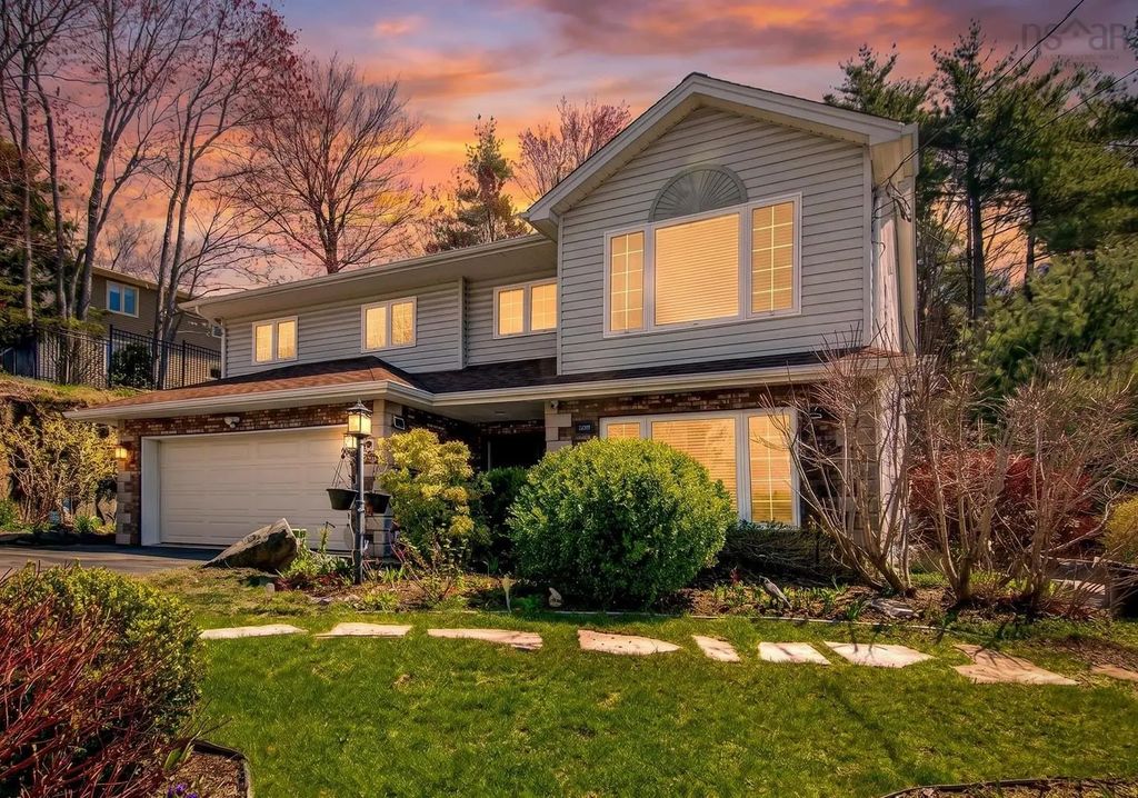 91 Ridgevale Drive, Bedford