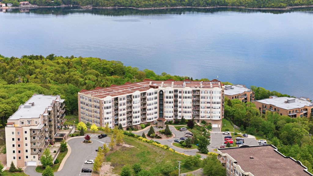 214 94 Bedros Lane, Halifax