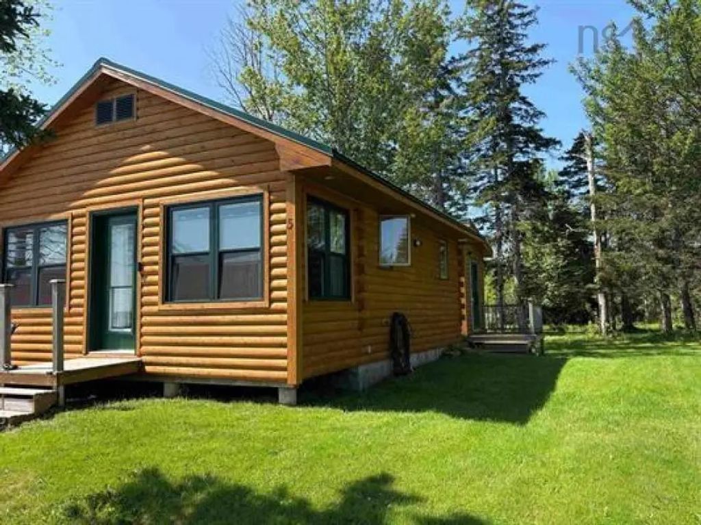 1120 Sandpoint Road, Sand Point