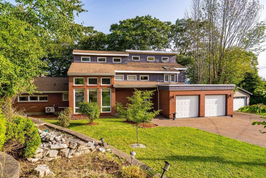19 Cascade Drive, Clayton Park