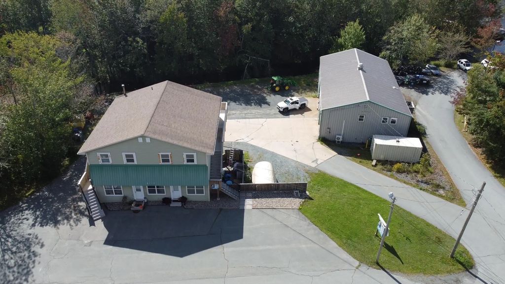 2447,2455&lot 2 Highway 2, Waverley