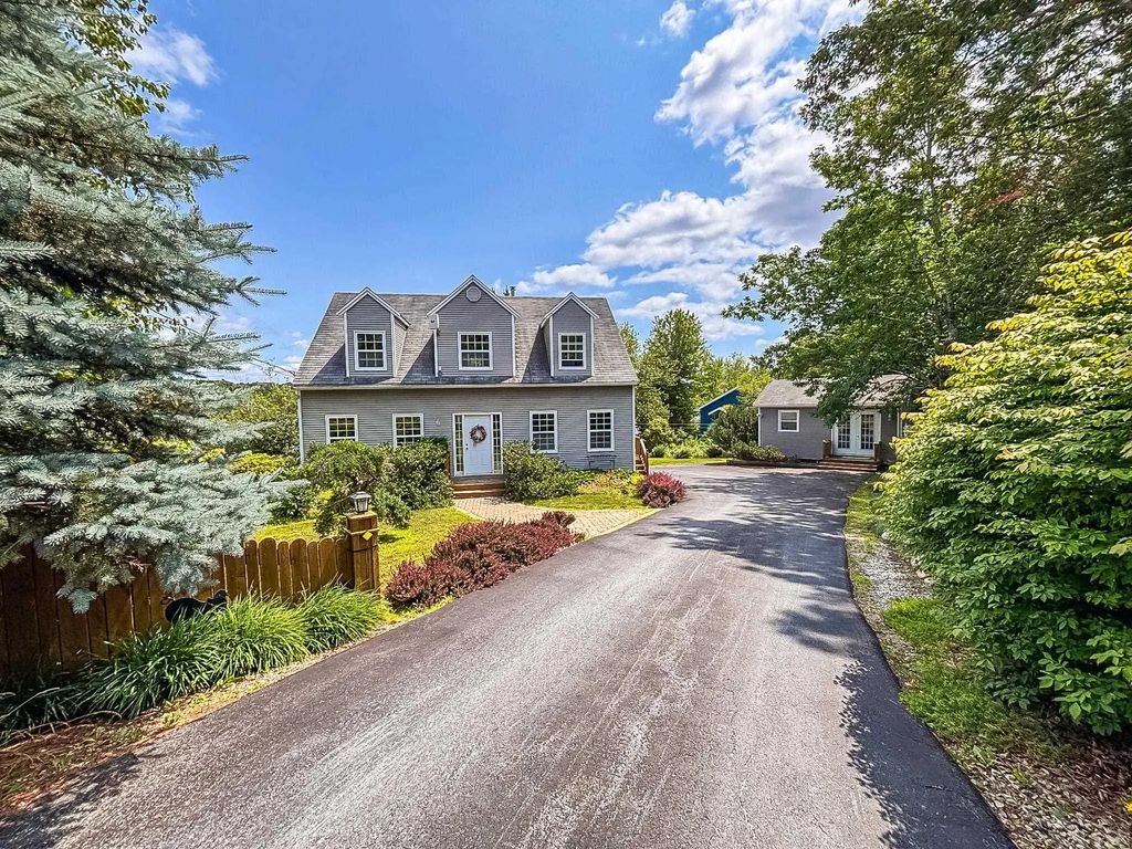 6 Stanford Lake Road, Chester
