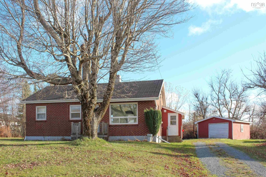 3 Lloyd Drive, Lantz