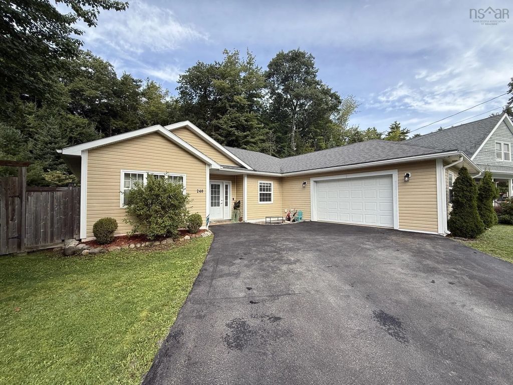 240 Winburn Avenue, Bridgewater