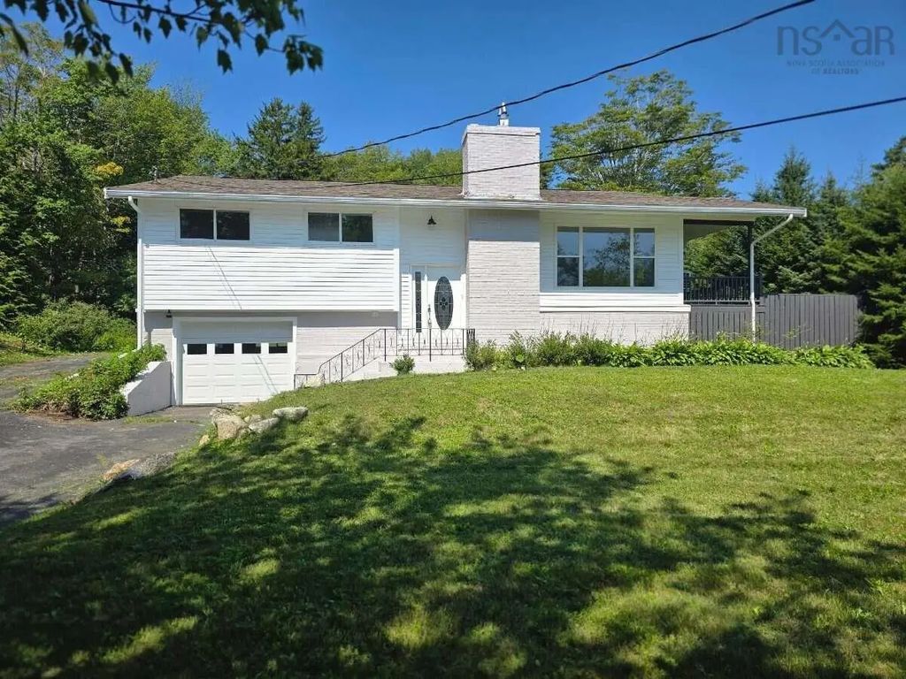 61 Chalamont Drive, Hammonds Plains