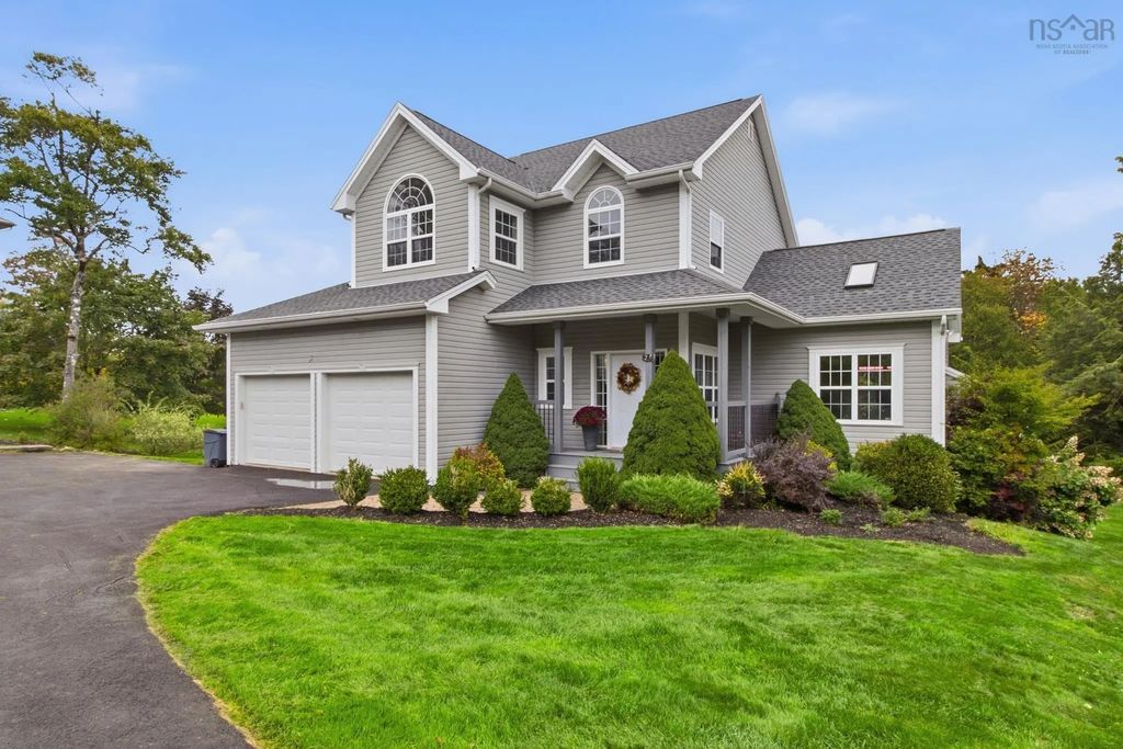 26 Vickilynn Lane, Windsor Junction