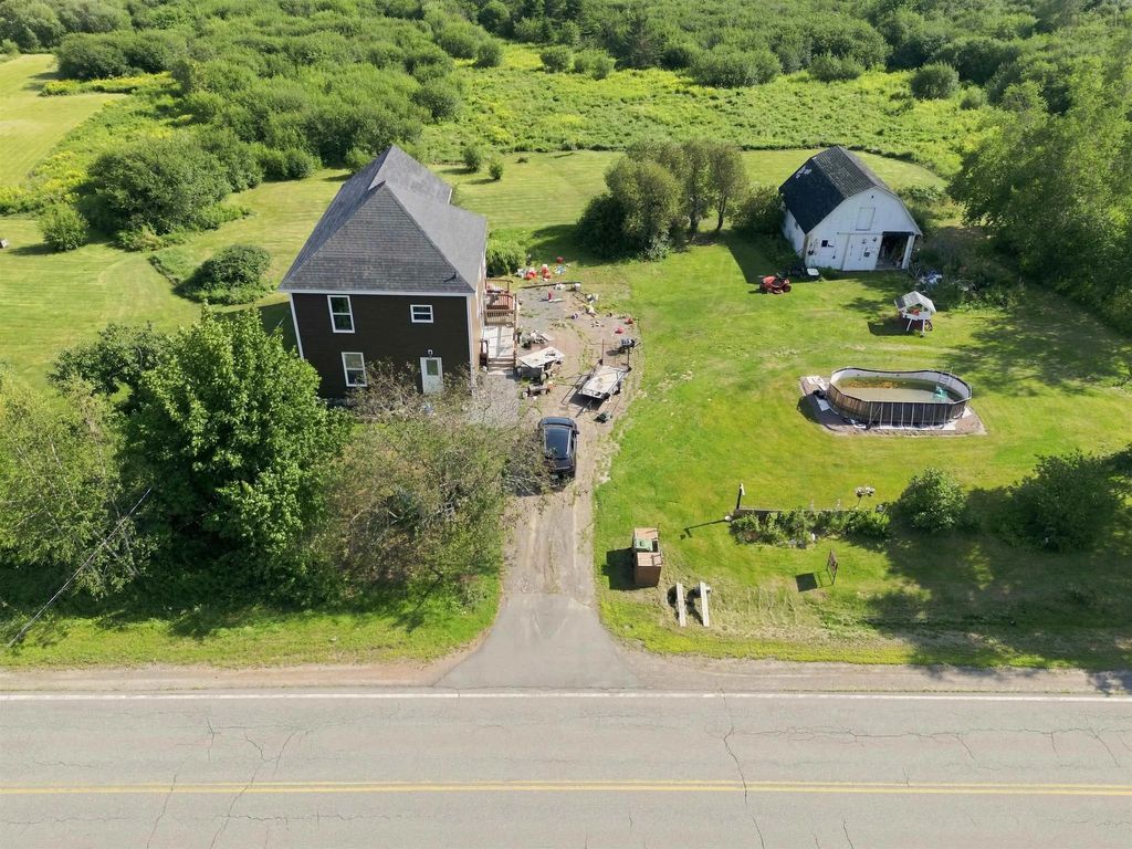 4486 242 Highway, Maccan