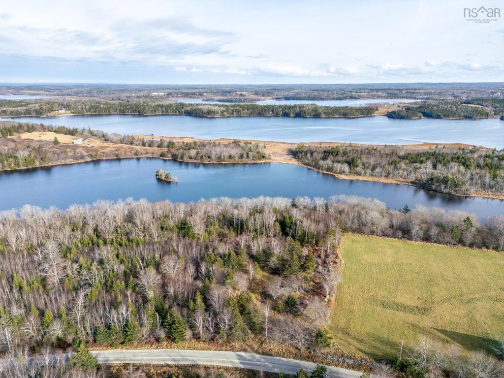 Lot Roberts Island Road, Roberts Island