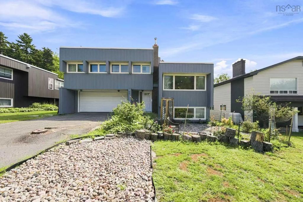96 Bayview Road, Halifax