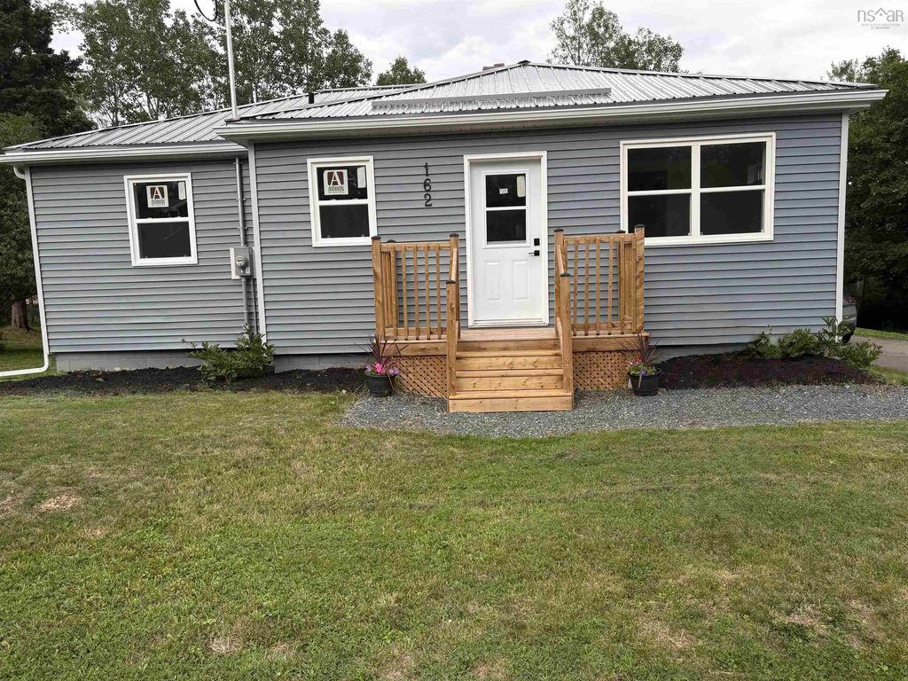 162 Sixth Street, New Glasgow
