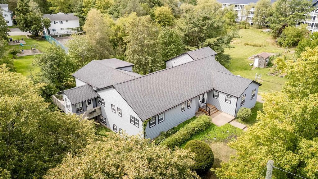 18 Woodman Road, Wolfville