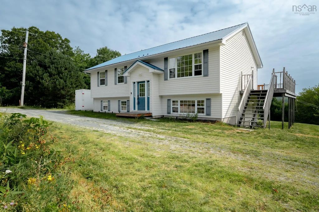 359 Myra Road, Porters Lake