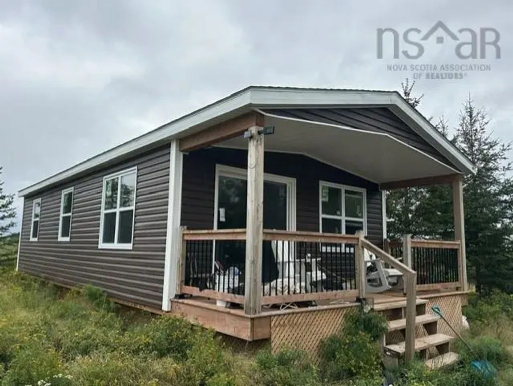 245 Shore Road, Egerton