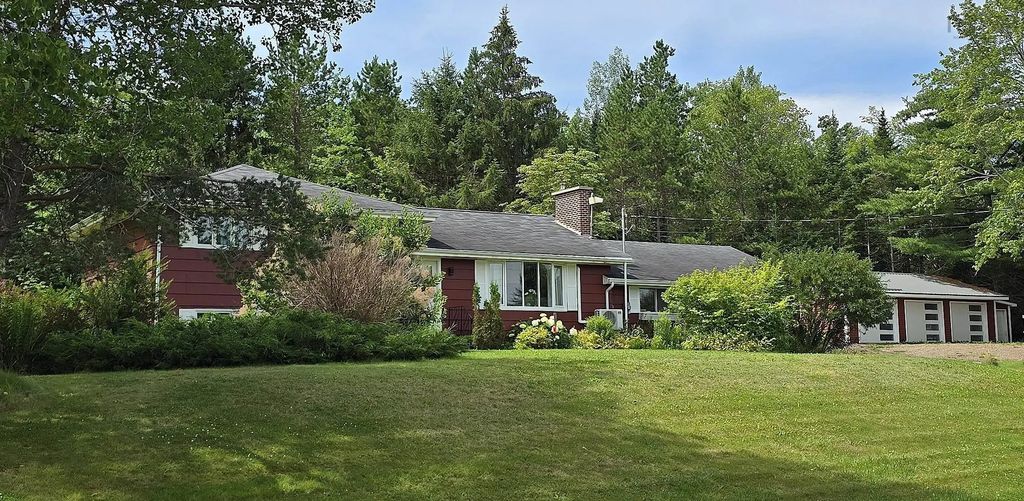 612 Greenfield Road, Murray Siding