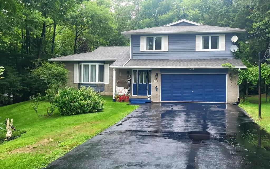 15 Archibald Drive, Fall River