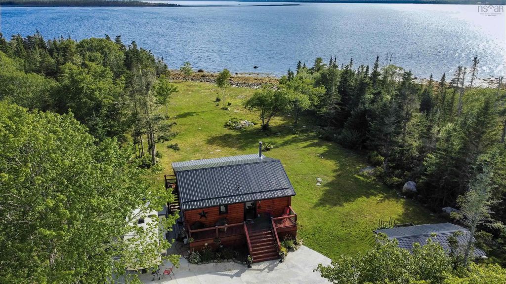 2250 Sandy Point Road, Sandy Point