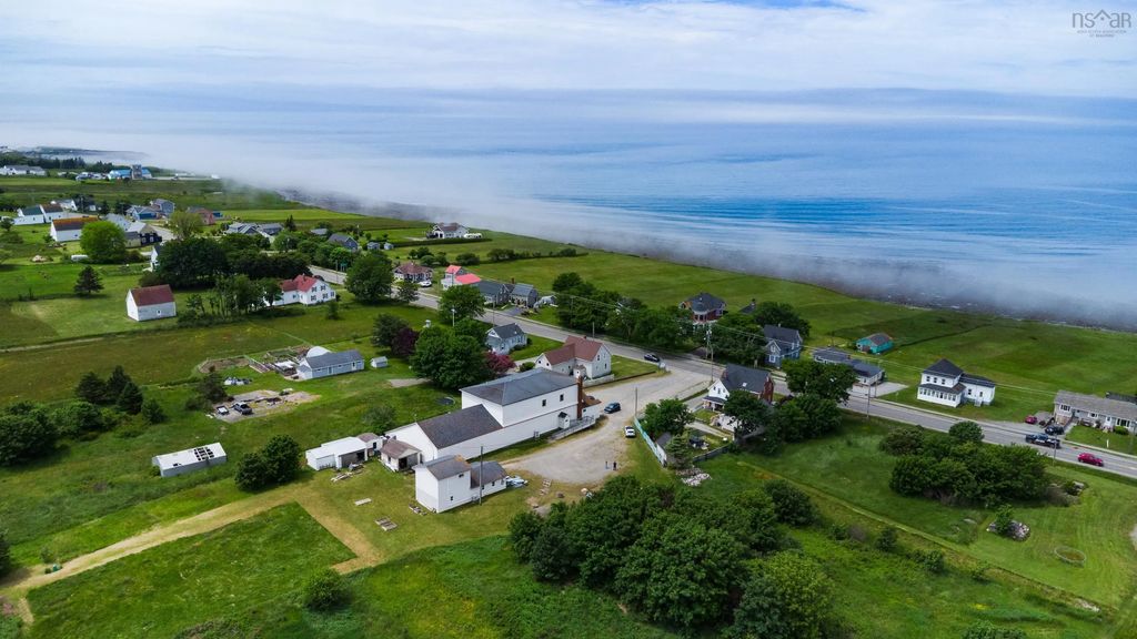 960 Highway 1, Little Brook