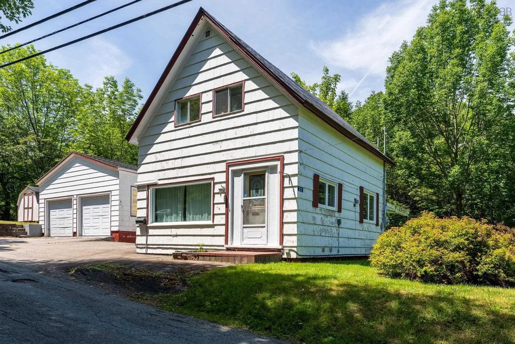 20 Pine Street, Bridgewater