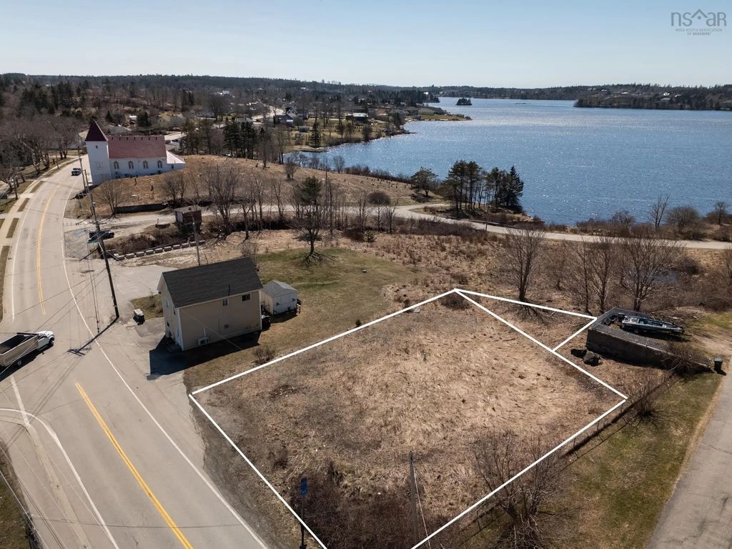 Lot, 811 Highway 1, Hebron