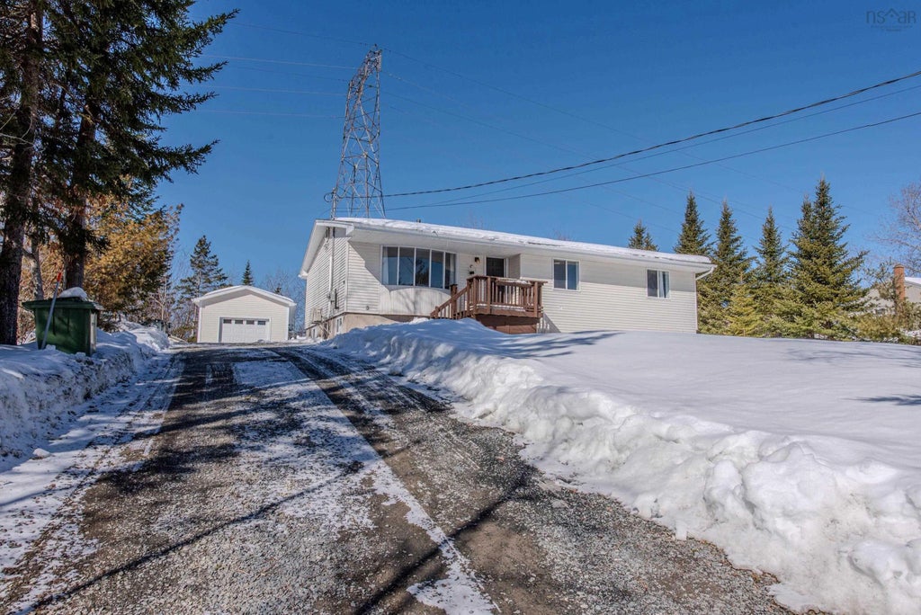 346 Holland Road, Fletchers Lake