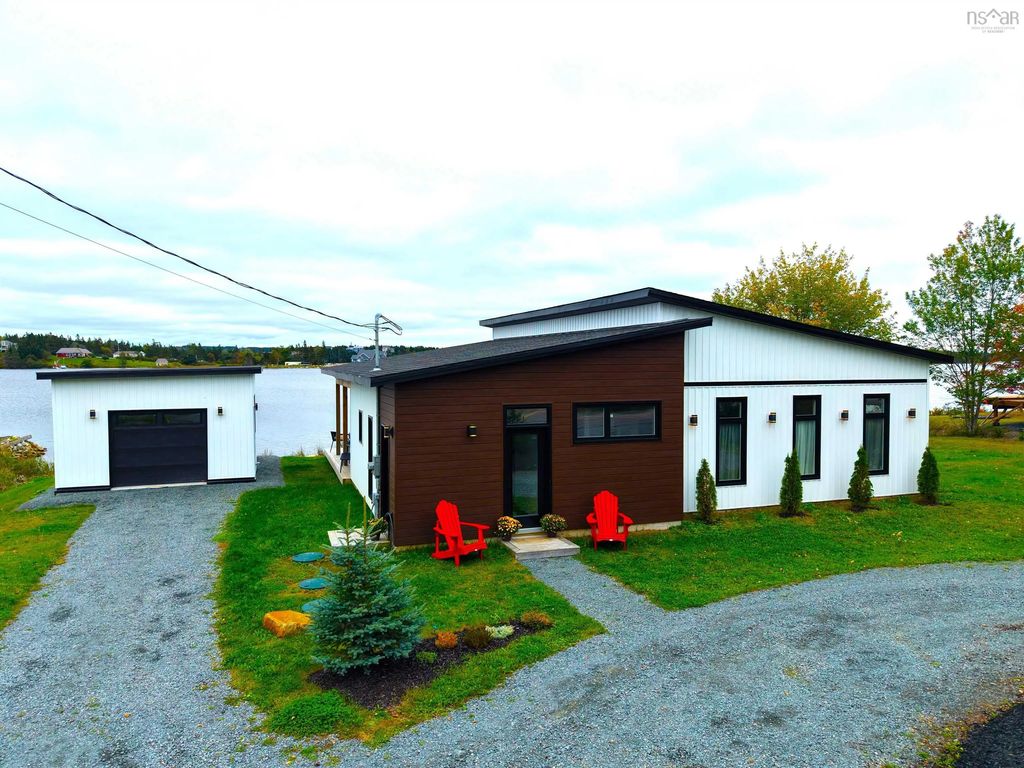 1612 Crowell Road, East Lawrencetown