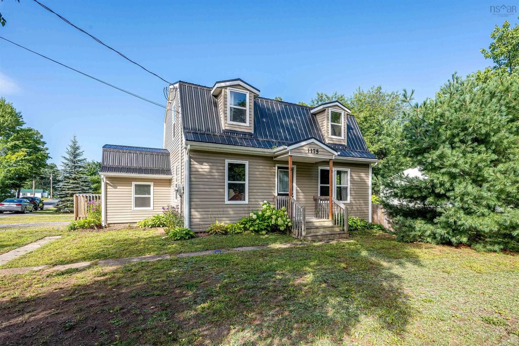 1175 Bridge Street, Greenwood