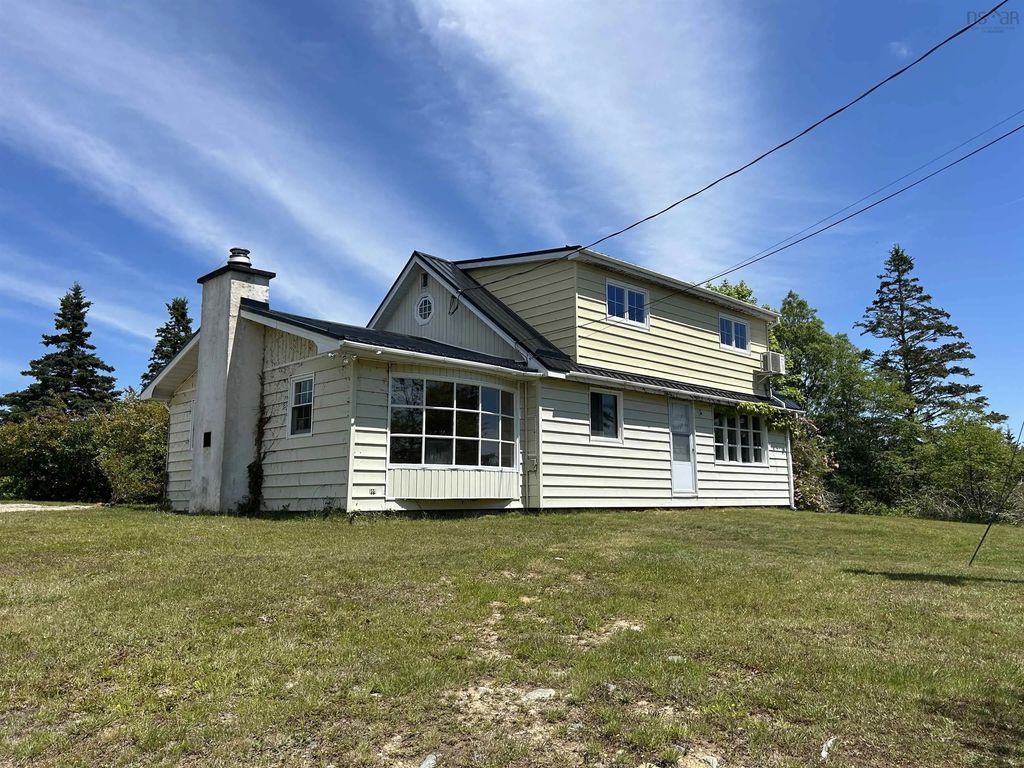 7532 Highwy 3, Upper Woods Harbour