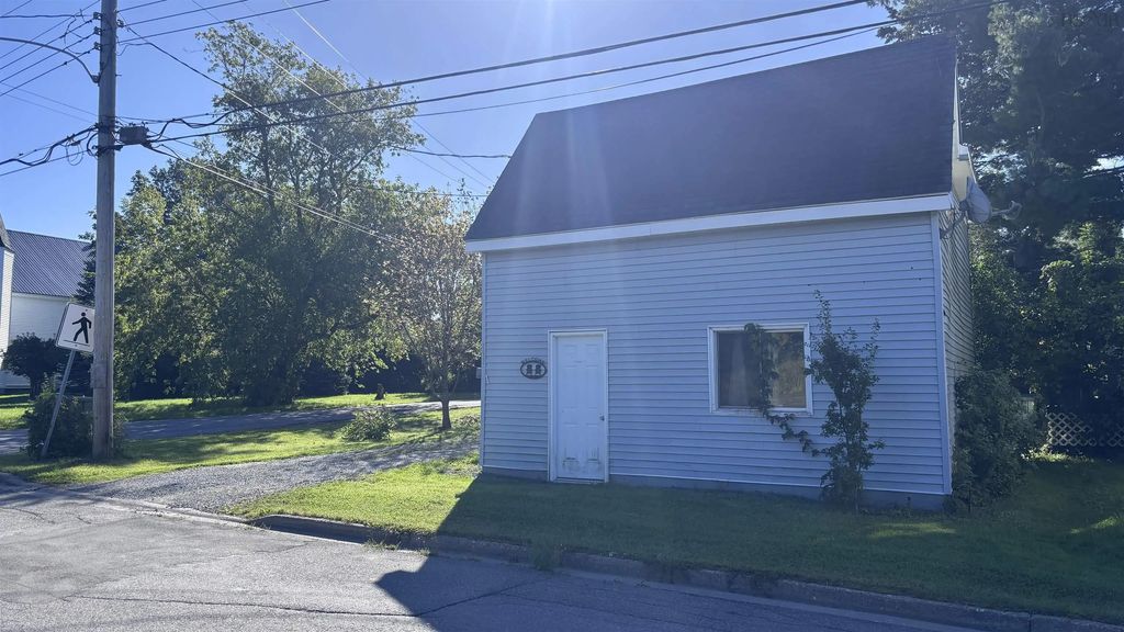 2033 Church Street, Westville