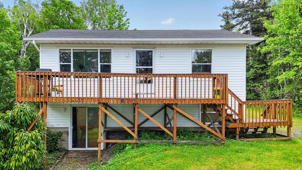 3653 West Bay Road, St. Georges Channel