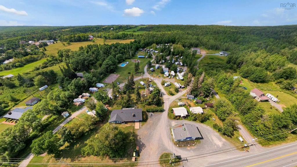 2521 Highway 376, Lyons Brook