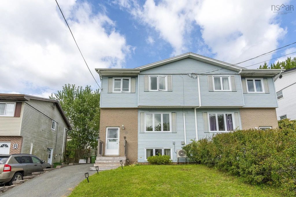 10 Lakehead Court, Lower Sackville