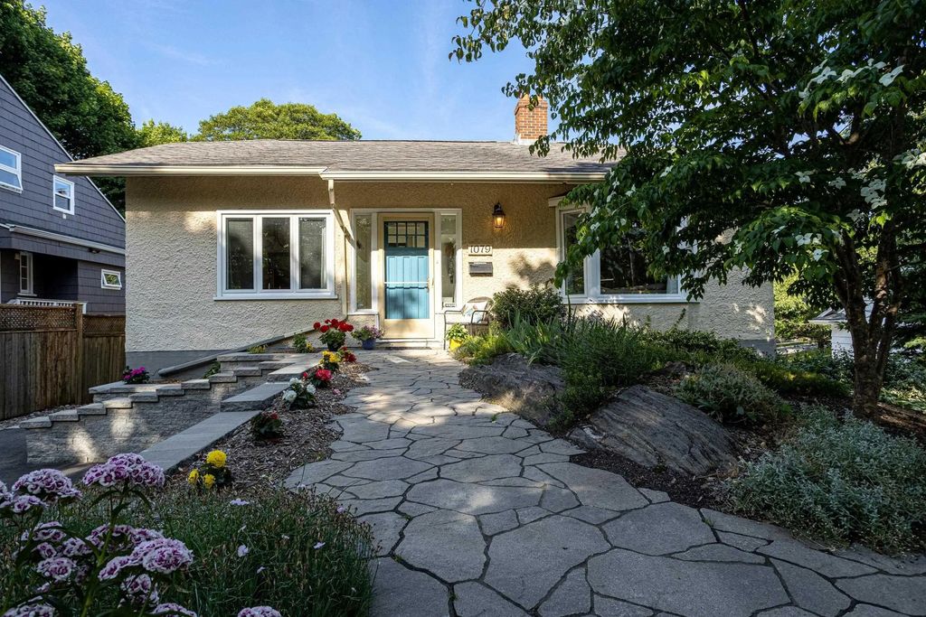 1079 Bellevue Avenue, Halifax