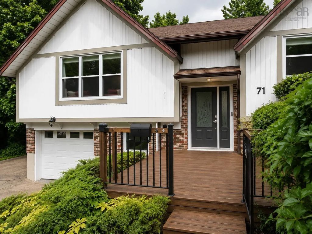 71 Douglas Drive, Bedford