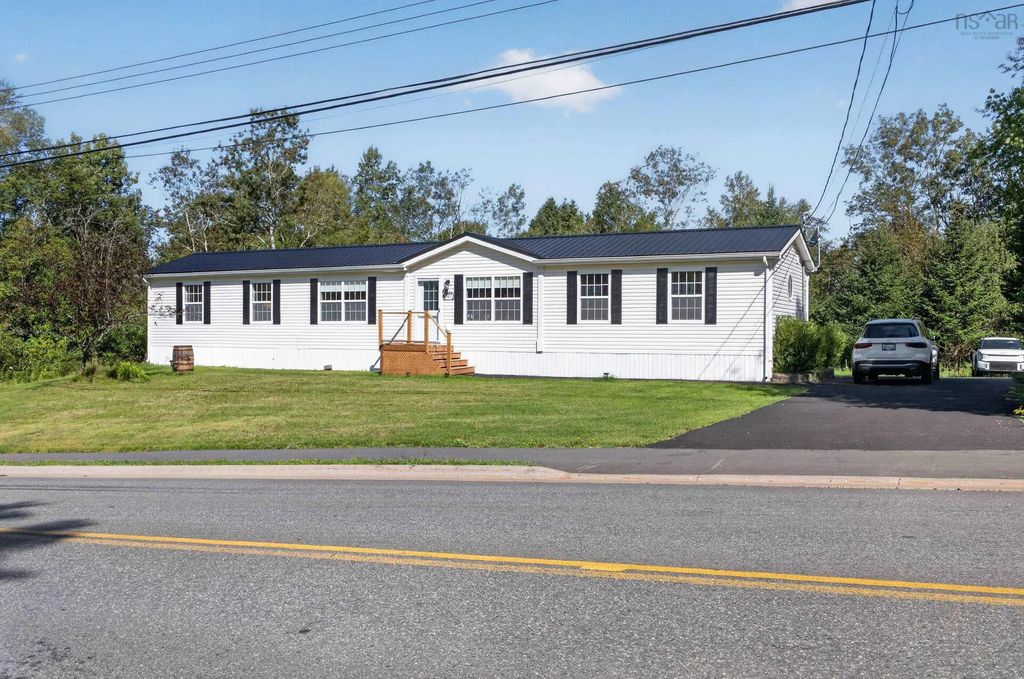 507 College Rd Road, Bible Hill