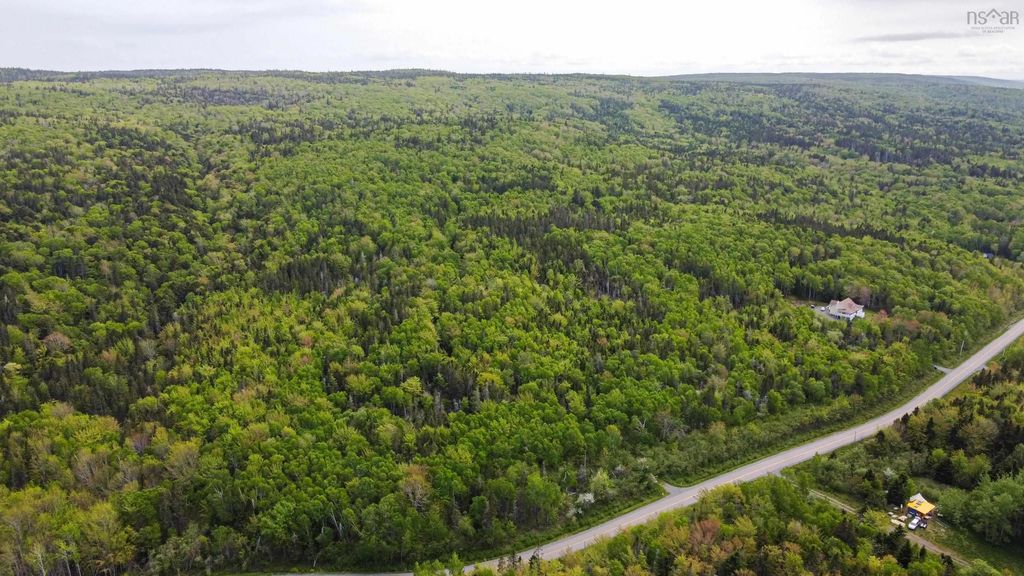 Lot 2001-2c1 West Bay Highway, Roberta