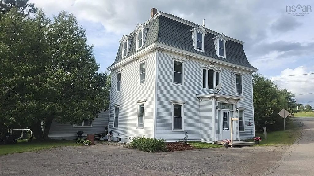 4747 Canaan Road, Southampton