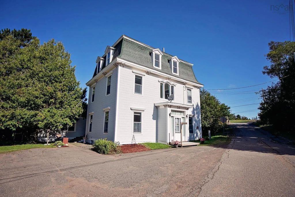 4747 Canaan Road, Southampton