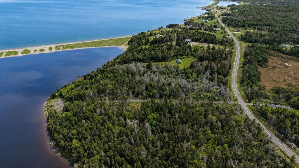 Lot No 327 Highway, Gabarus