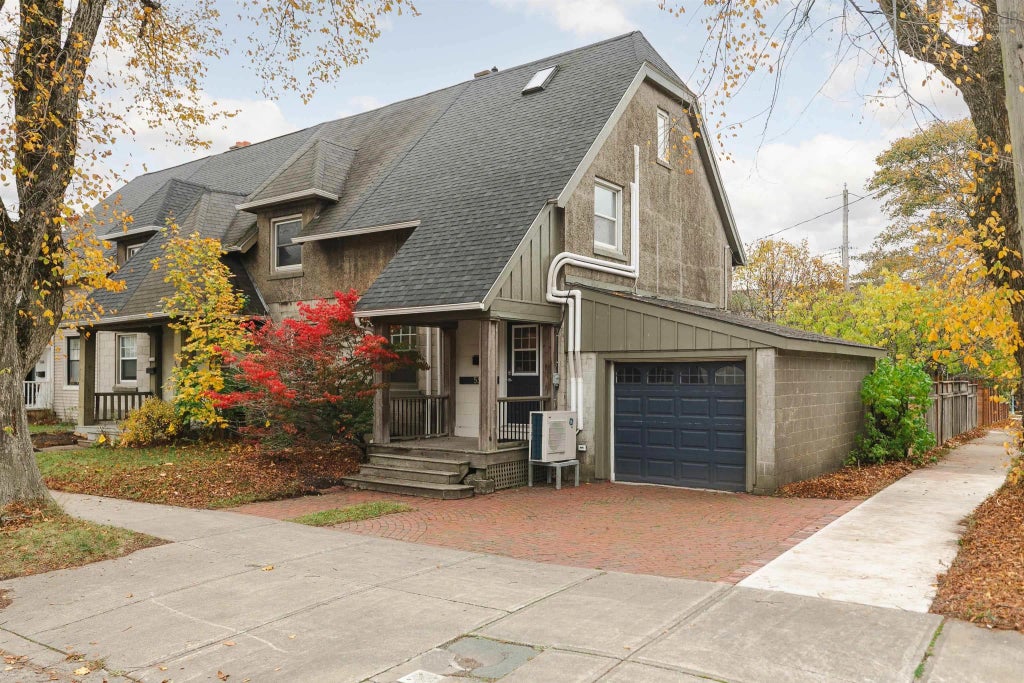 5552 Duffus Street, Halifax