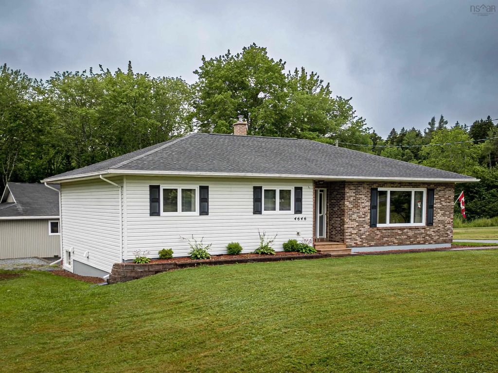 4646 Highway 14, Upper Nine Mile River