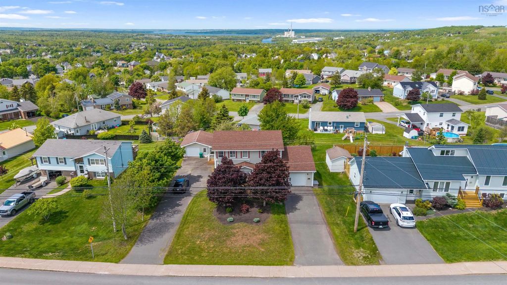 320 Mountain Road, New Glasgow