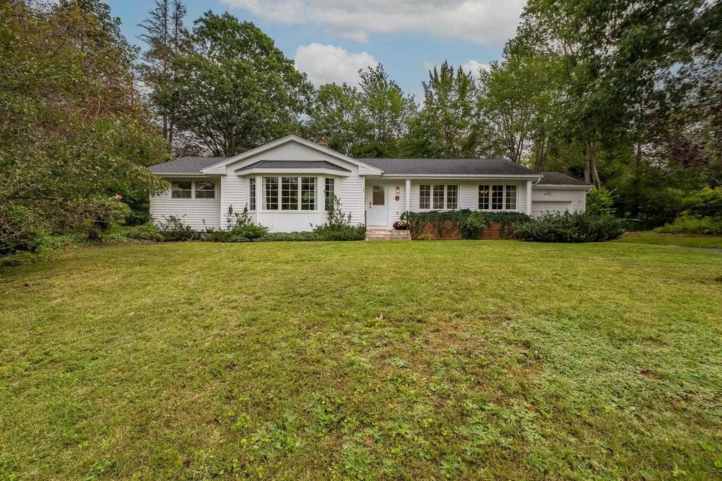 20 Fielding Avenue, Kentville
