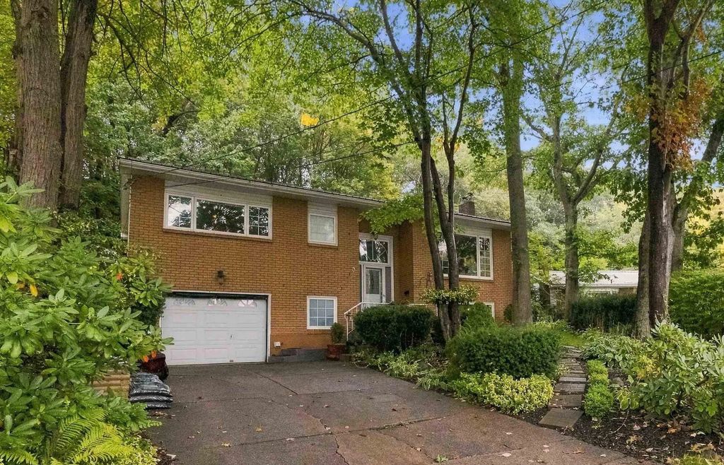 9 Evans Court, Dartmouth