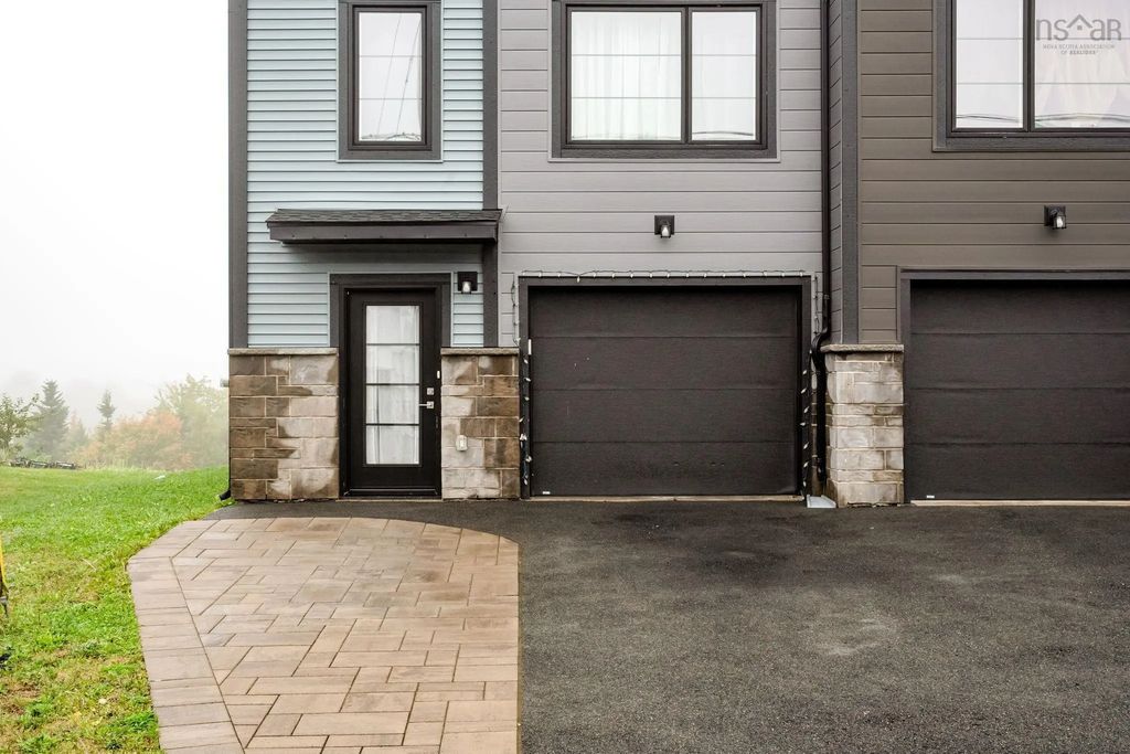 69 Flatrock Crescent, Beechville