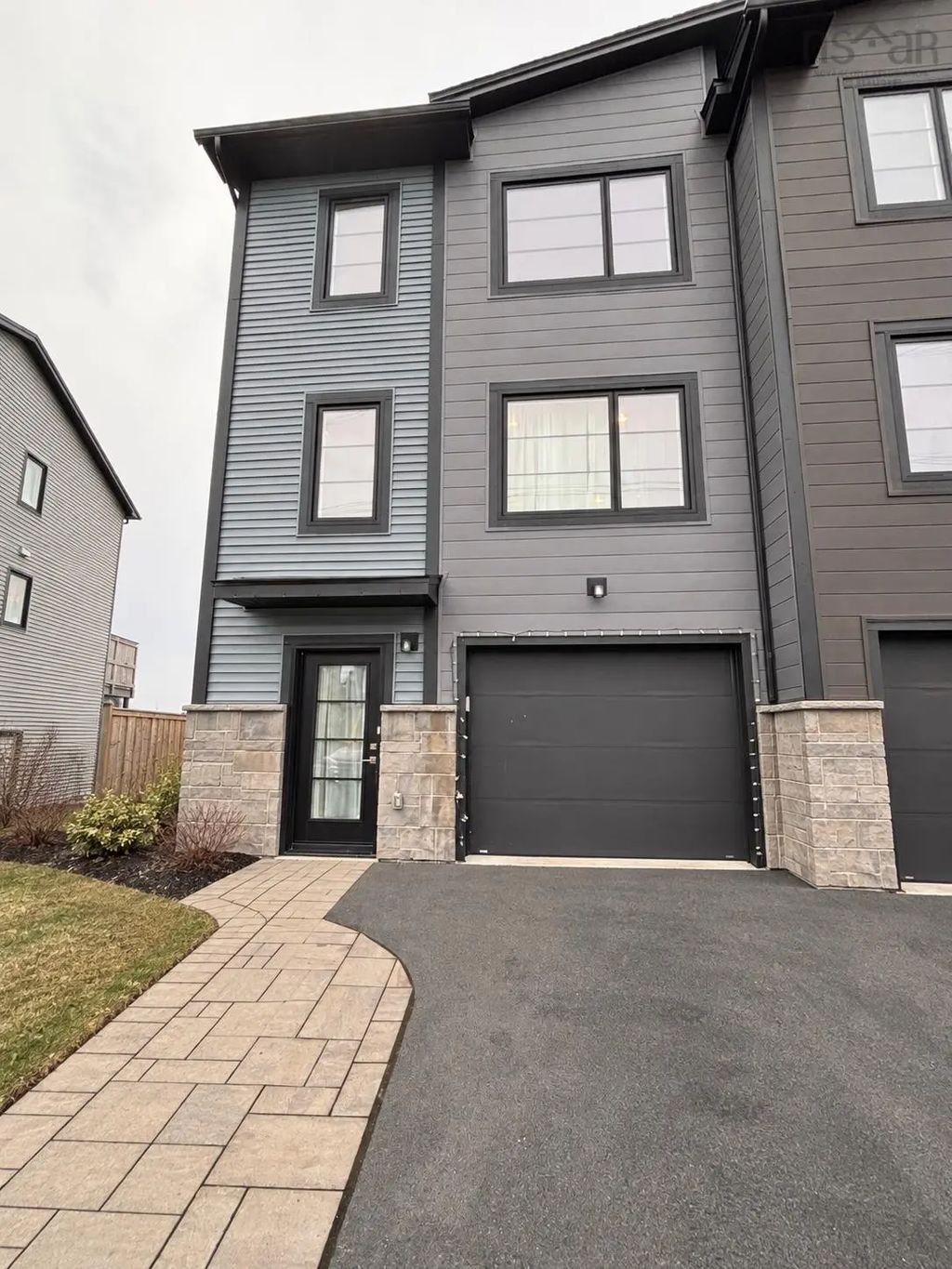 69 Flatrock Crescent, Beechville