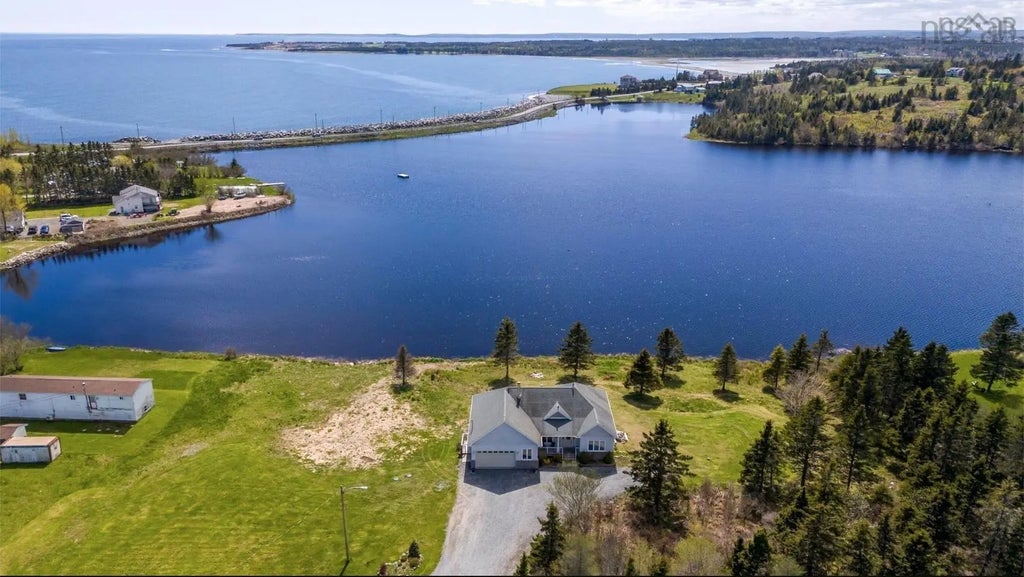1480 Cow Bay Road, Cow Bay